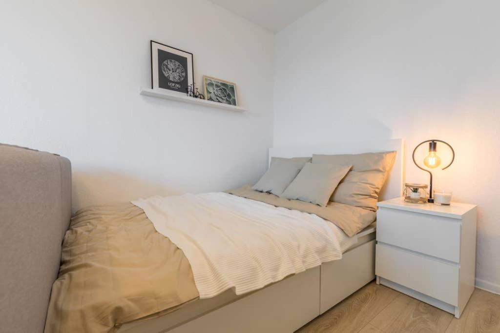 Appartamento Sauber Und Modern, Netflix, Wifi, Leipzig Flair, Kueche Esterno foto